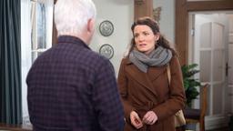 Tatjana (Judith Sehrbrock) will nicht, dass Thomas (Gerry Hungbauer) sich Hoffungen macht und sagt das Date mit ihm ab.