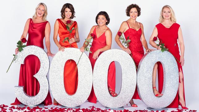 Bild: ARD/Thorsten Jander Rote Rosen Folge 3000 Anne Moll Gerit Kling Claudia Schmutzler Madeleine Niesche Maike Bollow