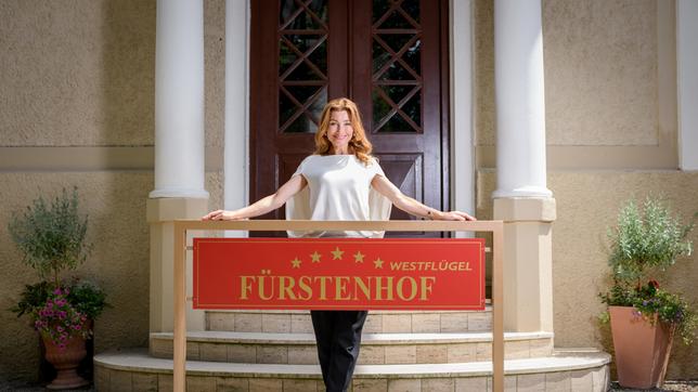 Neue Powerfrau am "Fürstenhof" Ende August 2022 stößt Daniela Kiefer zum Cast der ARD-Erfolgstelenovela.