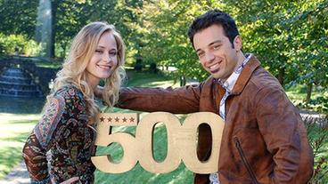 Miriam und Robert mit einer "500"