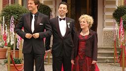 Lars, Robert und Tanja, festlich gekleidet