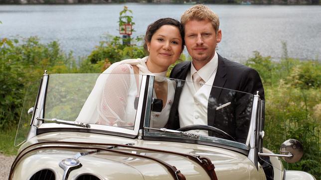 Bild: ARD/Ann Paur Sturm der Liebe Traumpaare: Emma Strobl (Ivanka Brekalo) und Felix Saalfeld (Martin Gruber)