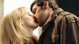 Rosalie und Jacob küssen sich