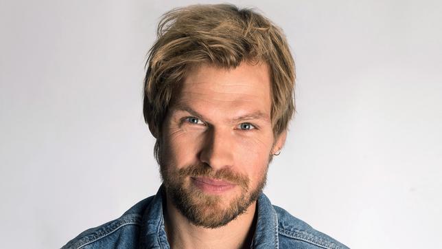 Bild: ARD/Nicole Manthey 21. Kapitel von "Rote Rosen": Remo Schulze ist Jorik Eilers.