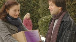 Laura und Christian, Tanja im Hintergrund