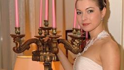 Laura im Brautkleid