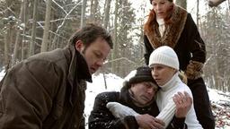 Alexander, Cora, Andreas und Katharina im Wald
