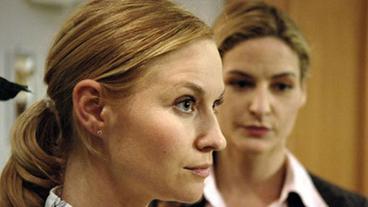 Bild: ARD/Jo Bischoff Katharina und Natalie