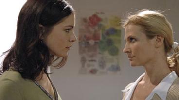 Bild: ARD/Jo Bischoff Laura und Katharina