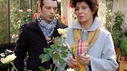 Robert spricht mit Charlotte
