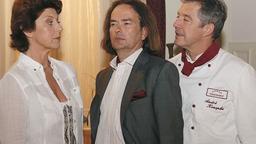 André (r.), Charlotte und Dr. Schmidt