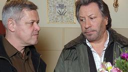Ein als Gast getarnter Journalist und Johann