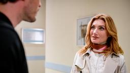 Alexandra (Daniela Kiefer) glaubt, dass Tom (Milan Marcus) den Unfall provoziert hat.