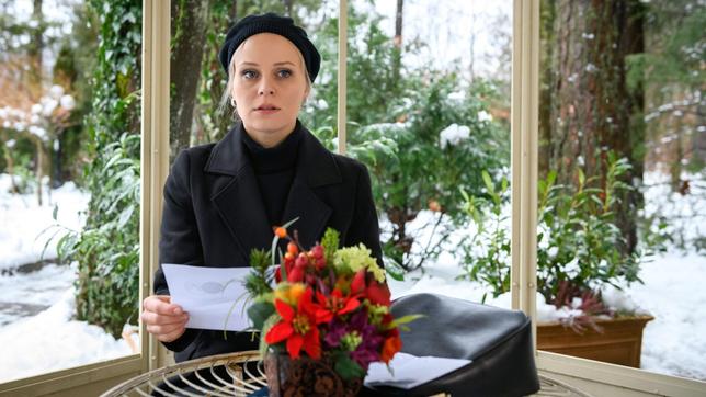Bild: ARD/Christof Arnold Annabelles (Jenny Löffler) schlimmste Befürchtung wird bestätigt.
