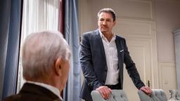 Christoph (Dieter Bach) eröffnet Werner (Dirk Galuba), dass eine Aktiengesellschaft Arianes Anteile gekauft hat.