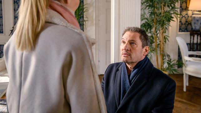 Bild: ARD/Christof Arnold Christoph (Dieter Bach) macht Selina (Katja Rosin) einen Heiratsantrag.