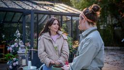 Fanny (Johanna Graen) und Lale (Yeliz Simsek) merken, sie haben eine ähnliche Einstellung zum Dating.