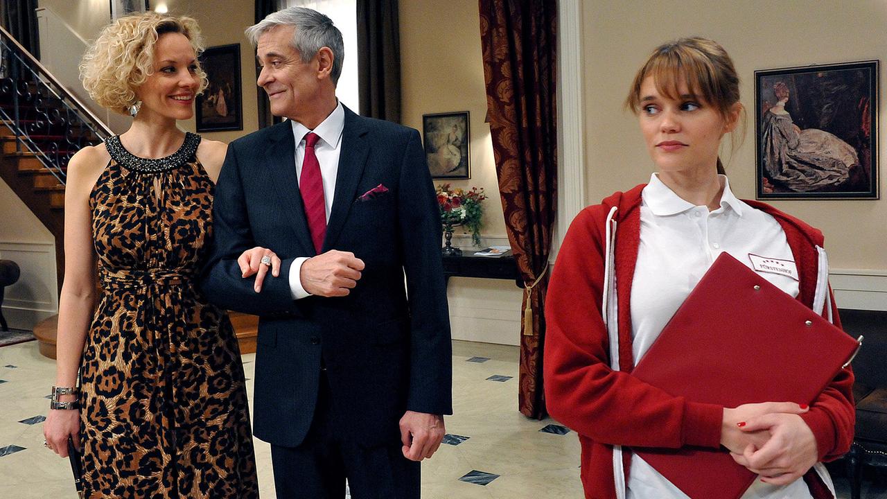 Sabrina beobachtet Natascha und Friedrich