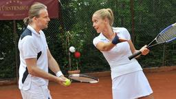 Sturm der Liebe - Folge 2084: Coco und Michael während des Tennisturniers auf dem Tennisplatz