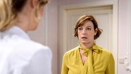 Jessica (Isabell Ege) beichtet Xenia (Elke Winkens), dass Paul der Vater ihres ungeborenen Kindes ist.