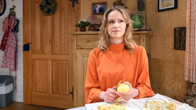 Bild: ARD/Christof Arnold Jessica (Isabell Ege) ist nicht bereit, Luna kampflos aufzugeben.