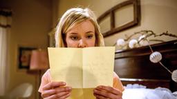 Luisa (Magdalena Steinlein) liest fassungslos Sebastians Abschiedsbrief.