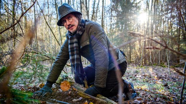 Bild: ARD/Christof Arnold Roman (Markus Böker) findet den Eingang zur Schatzkammer.