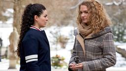 Shirin (Merve Çakır) will ihre Freundschaft zu Maja (Christina Arends) auf keinen Fall erneut gefährden.