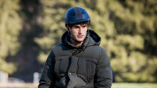 Bild: ARD/WDR/Christof Arnold Valentina macht Noah (Christopher Jan Busse) ein emotionales Geständnis.