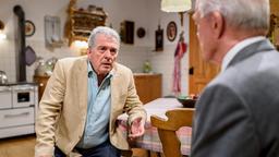 Werner (Dirk Galuba) hat schlechte Neuigkeiten für André (Joachim Lätsch).