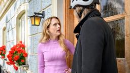 Zwischen Rosalie (Natalie Alison) und Michael (Erich Altenkopf) entbrannt ein neuer Streit, weil Rosalie das Gefühl hat, dass Michael ihre Kunden vergrault.