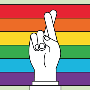 Das Logo des Podcasts Willkommen im Club: Eine Hand mit gekreutztem Mittel- und Zeigefinger vor einer Regenbogenflagge