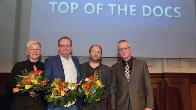 Bild: rbb/Thomas Ernst V. l. n. r.: Sonia Otto von Indi Film, Regisseur Jens Becker, Produzent Dietmar Ratsch und ARD-Chefredakteur Rainald Becker