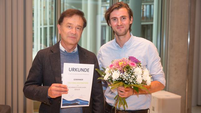 Bild: Stefan Hoyer/PUNCTUM Manfred Karremann und Philipp Goeser, die Gewinner des 11. ARD-Dokumentarfilmwettbewerbs