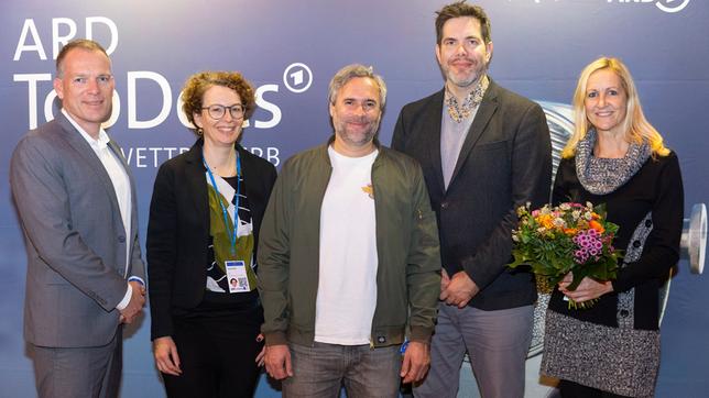 Bild: Stefan Hoyer/PUNCTUM Oliver Koehr, Anais Roth, Alexander Bruch, Philipp Schall, Claudia Jünger