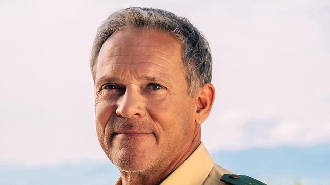 Bild: ARD/TMG/Jenrick Mielke Polizeiobermeister Franz Hubert (Christian Tramitz)