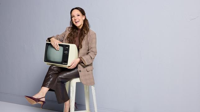 Bild: ARD/Marc Rehbeck (Montage) "Let's play ARD" mit Carolin Kebekus